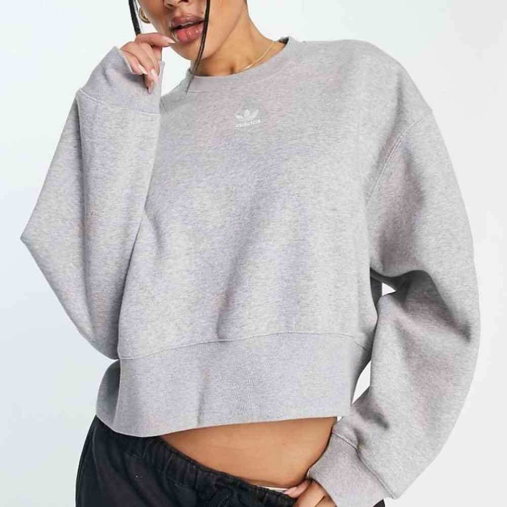 ADIDAS  Originals Essentials Sweatshirt Size XS Heather Gray Cropped Oversized
